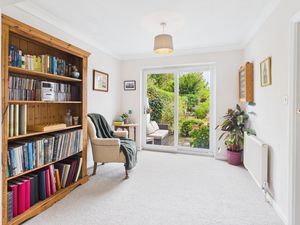 Family Room- click for photo gallery